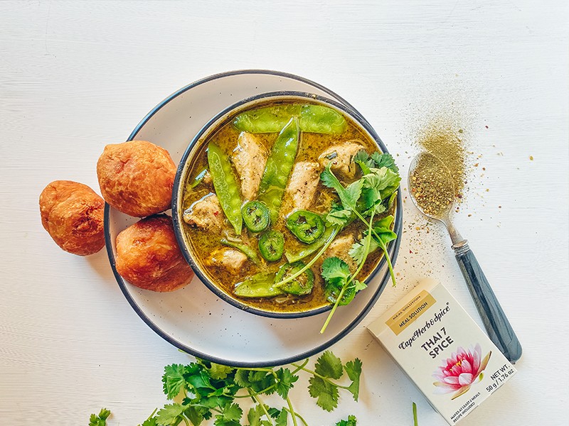 THAI 7 CHICKEN CURRY